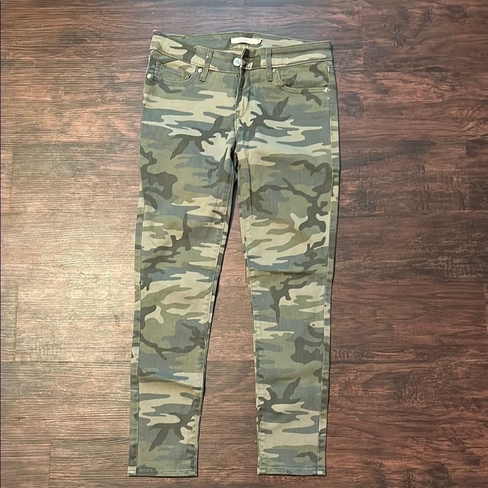 Levi's 711 The Skinny Camouflage Denim Jeans